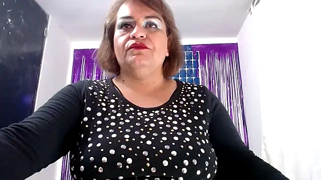 Snapshot of NAILAH_SANZ chatting on December 22, 2:17 am NAILAH SANZ online show from December 22, 2:17 am