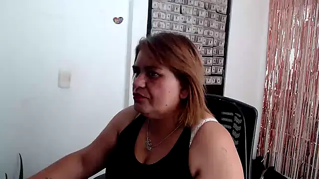 Snapshot of NAILAH_SANZ chatting on January 28, 2:42 pm NAILAH SANZ online show from January 28, 2:42 pm