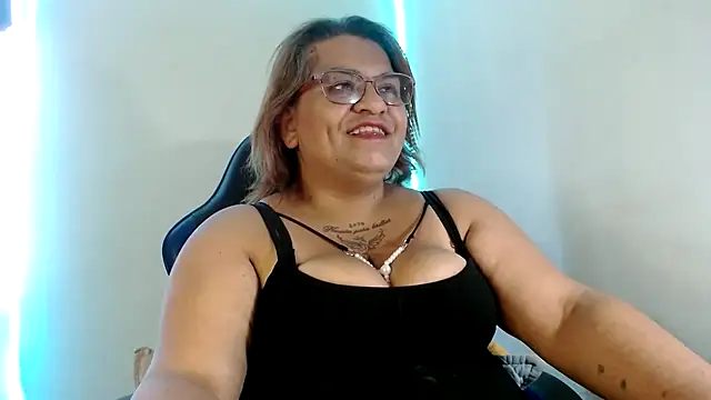 Snapshot of NAILAH_SANZ chatting on September 21, 5:03 pm NAILAH SANZ online show from September 21, 5:03 pm