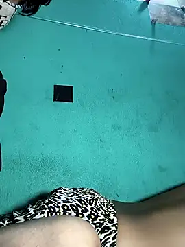 pariraj001 online show from February 11, 3:50 pm