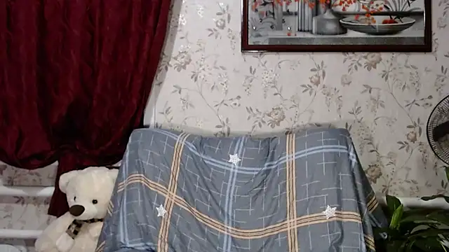 Snapshot of EmilyDoth chatting on December 1, 9:26 pm EmilyDoth online show from December 1, 9:26 pm