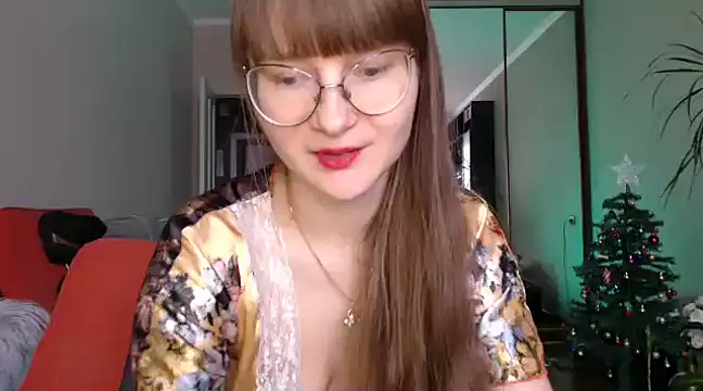 KiraGoldens online show from January 30, 7:50 am