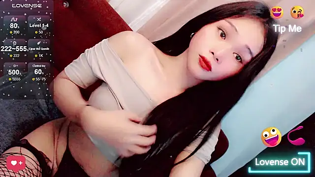 amomentoflust69 online show from April 7, 6:03 am