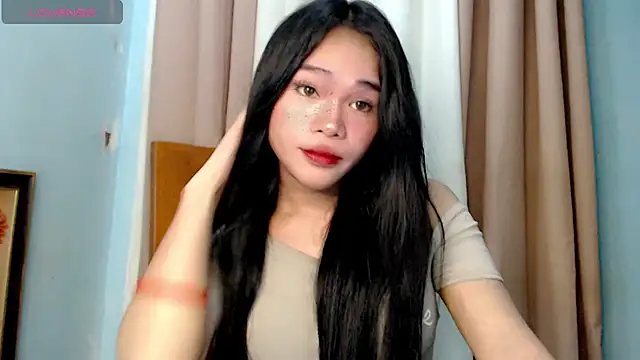 amomentoflust69 online show from July 5, 10:33 am