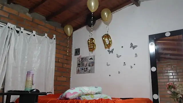 Bigassmommy x online show from March 11, 8:20 am