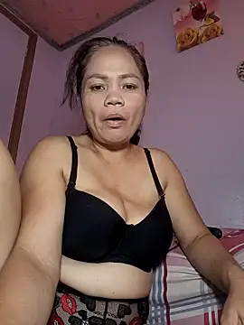 Snapshot of hotbabes163 chatting on December 5, 6:00 am hotbabes163 online show from December 5, 6:00 am