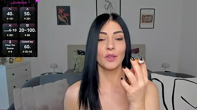 Snapshot of AryaSummersReal chatting on February 7, 8:22 am AryaSummersReal online show from February 7, 8:22 am
