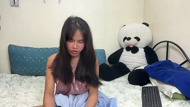 rihanna22 online show from November 18, 4:33 pm