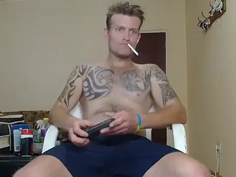 Snapshot of the-billy-blue chatting on February 20, 5:37 am the-billy-blue online show from February 20, 5:37 am