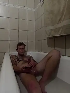 Snapshot of the-billy-blue chatting on February 26, 11:48 pm the-billy-blue online show from February 26, 11:48 pm