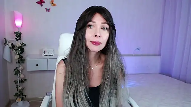 wendifoste online show from December 5, 6:55 pm