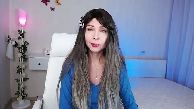 wendifoste online show from December 10, 7:00 pm