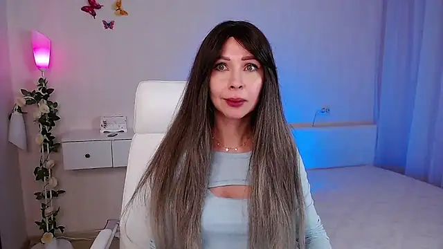 wendifoste online show from February 17, 8:36 pm