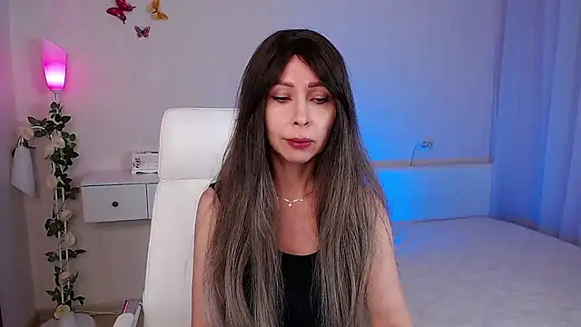 wendifoste online show from February 18, 5:21 pm