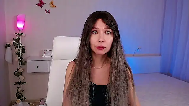 wendifoste online show from February 25, 7:25 pm