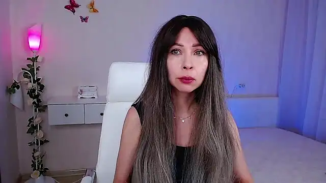 wendifoste online show from March 11, 6:08 pm