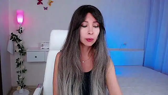 wendifoste online show from September 24, 6:33 pm