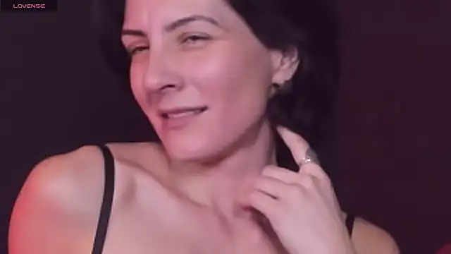 LorenDaze online show from December 4, 5:11 pm