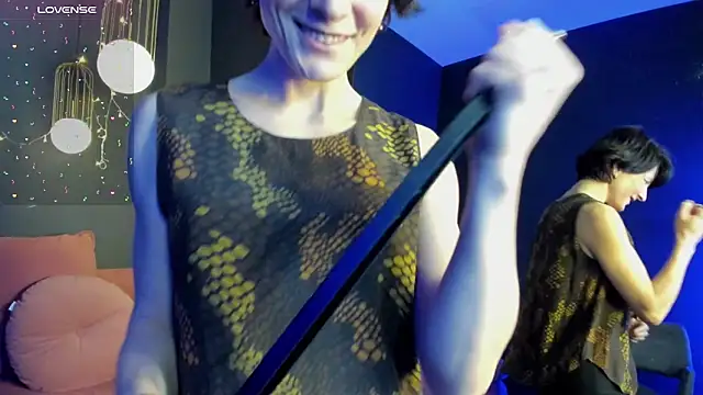 LorenDaze online show from February 22, 5:13 pm