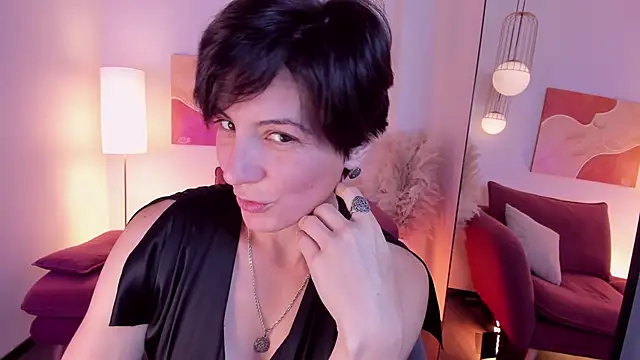 LorenDaze online show from October 1, 2:23 pm