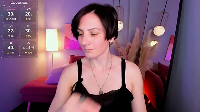 Snapshot of LorenDaze chatting on July 10, 1:58 pm LorenDaze online show from July 10, 1:58 pm