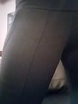 eatmeplease44 online show from September 15, 9:42 am