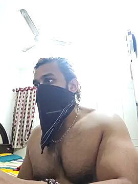 Snapshot of kaizercool1 chatting on January 13, 10:47 am kaizercool1 online show from January 13, 10:47 am