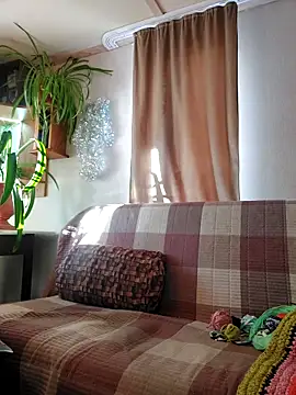 IrmaRose online show from February 6, 5:45 am