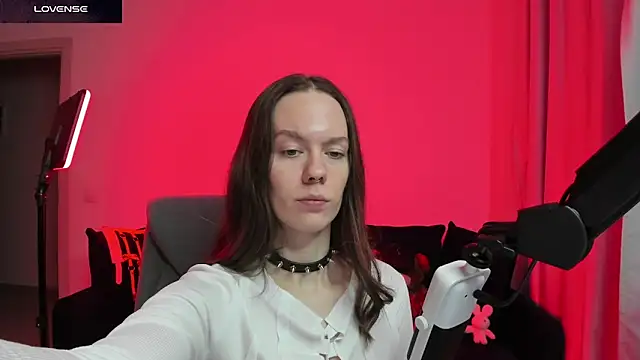 DivineBite online show from February 11, 4:12 pm