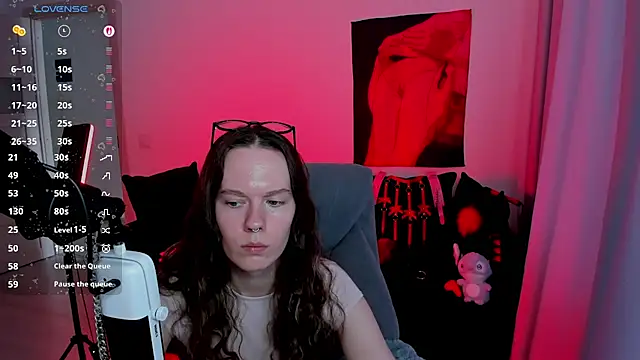 DivineBite online show from July 28, 12:48 pm
