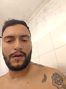 Lmfit online show from April 29, 4:00 pm