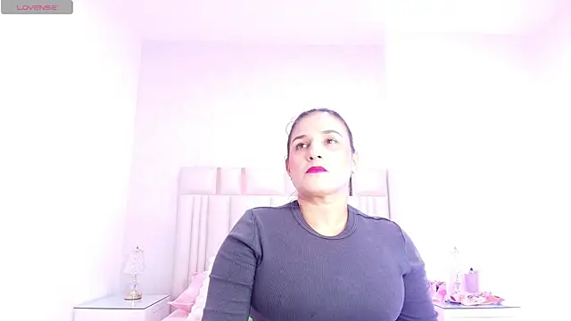  carolina fox online show from November 5, 3:06 am