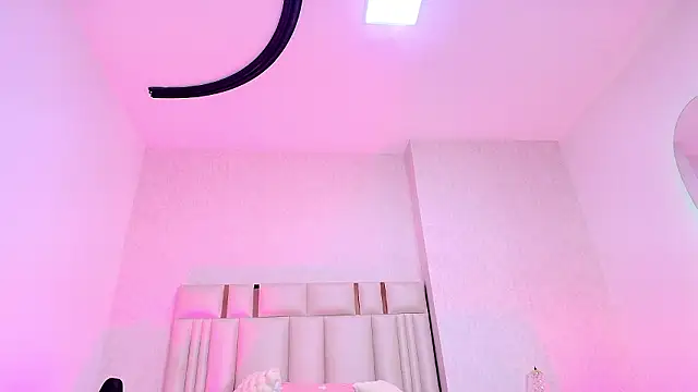  carolina fox online show from February 5, 3:11 am