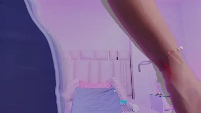  carolina fox online show from March 13, 3:24 am