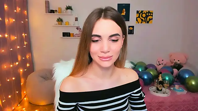 aPieceOfJoy online show from February 9, 11:04 pm