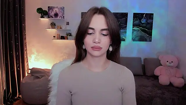 aPieceOfJoy online show from December 13, 8:47 pm