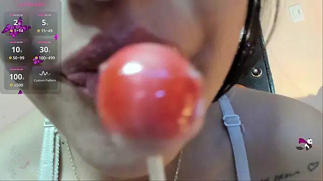 candymills1 online show from October 29, 3:47 pm