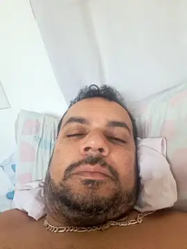 Snapshot of Ben_joseph1976 chatting on December 17, 12:33 pm Ben joseph1976 online show from December 17, 12:33 pm