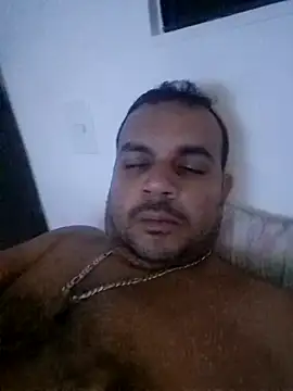 Snapshot of Ben_joseph1976 chatting on January 5, 5:09 am Ben joseph1976 online show from January 5, 5:09 am