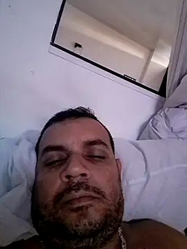 Snapshot of Ben_joseph1976 chatting on January 6, 10:47 pm Ben joseph1976 online show from January 6, 10:47 pm