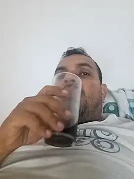 Snapshot of Ben_joseph1976 chatting on February 22, 9:48 pm Ben joseph1976 online show from February 22, 9:48 pm