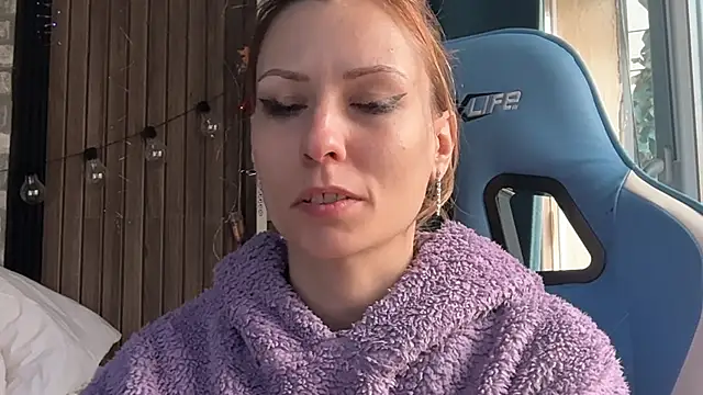 karo123421 online show from February 14, 12:13 pm