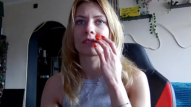 karo123421 online show from February 26, 9:41 am