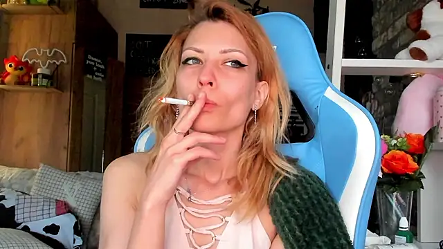 karo123421 online show from March 28, 4:45 am