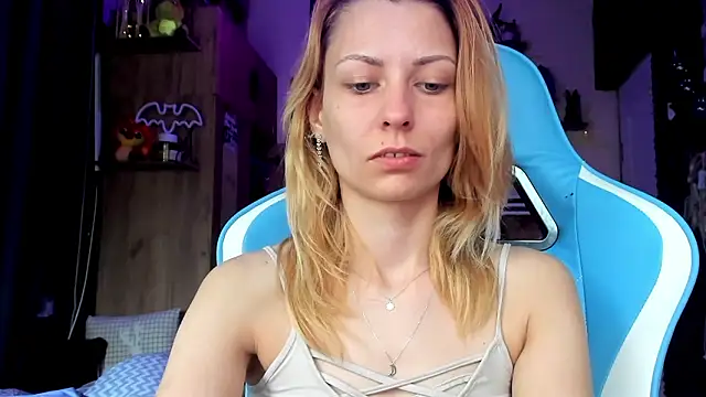 karo123421 online show from March 30, 5:08 am