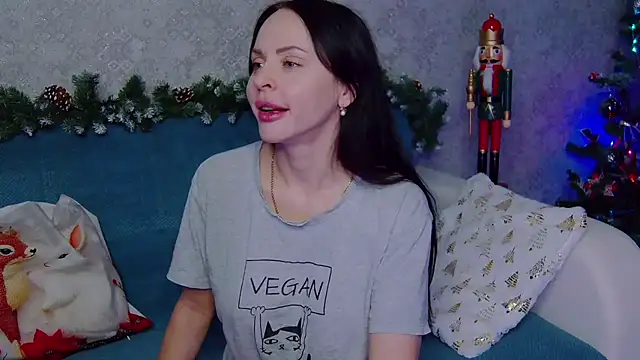 Brilliant Doll online show from January 14, 2:28 am