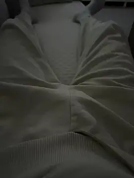 Snapshot of hasoo766 chatting on February 7, 3:52 pm hasoo766 online show from February 7, 3:52 pm