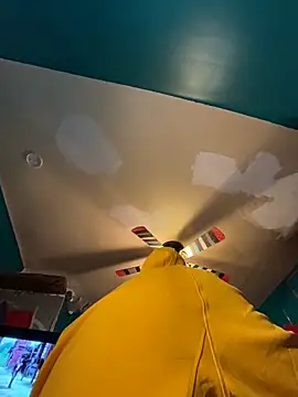 charactrzero online show from December 23, 1:08 am