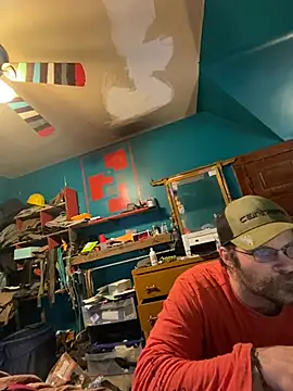 Snapshot of charactrzero chatting on January 17, 8:12 pm charactrzero online show from January 17, 8:12 pm