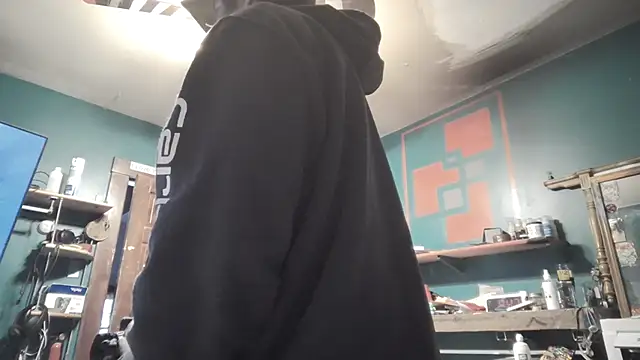 Snapshot of charactrzero chatting on February 11, 9:09 pm charactrzero online show from February 11, 9:09 pm